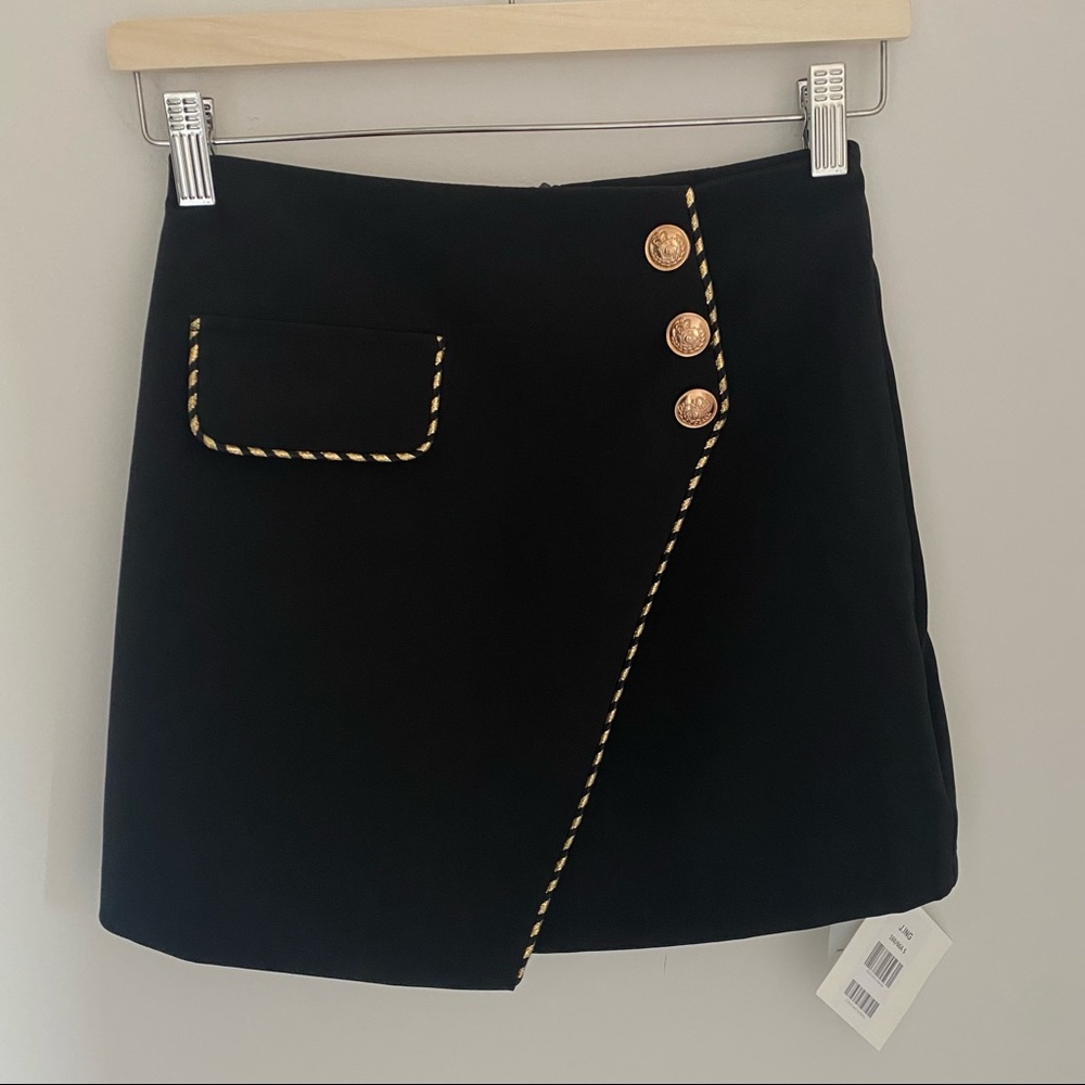 NWT‎ J.ING black mini skirt with shorts size small